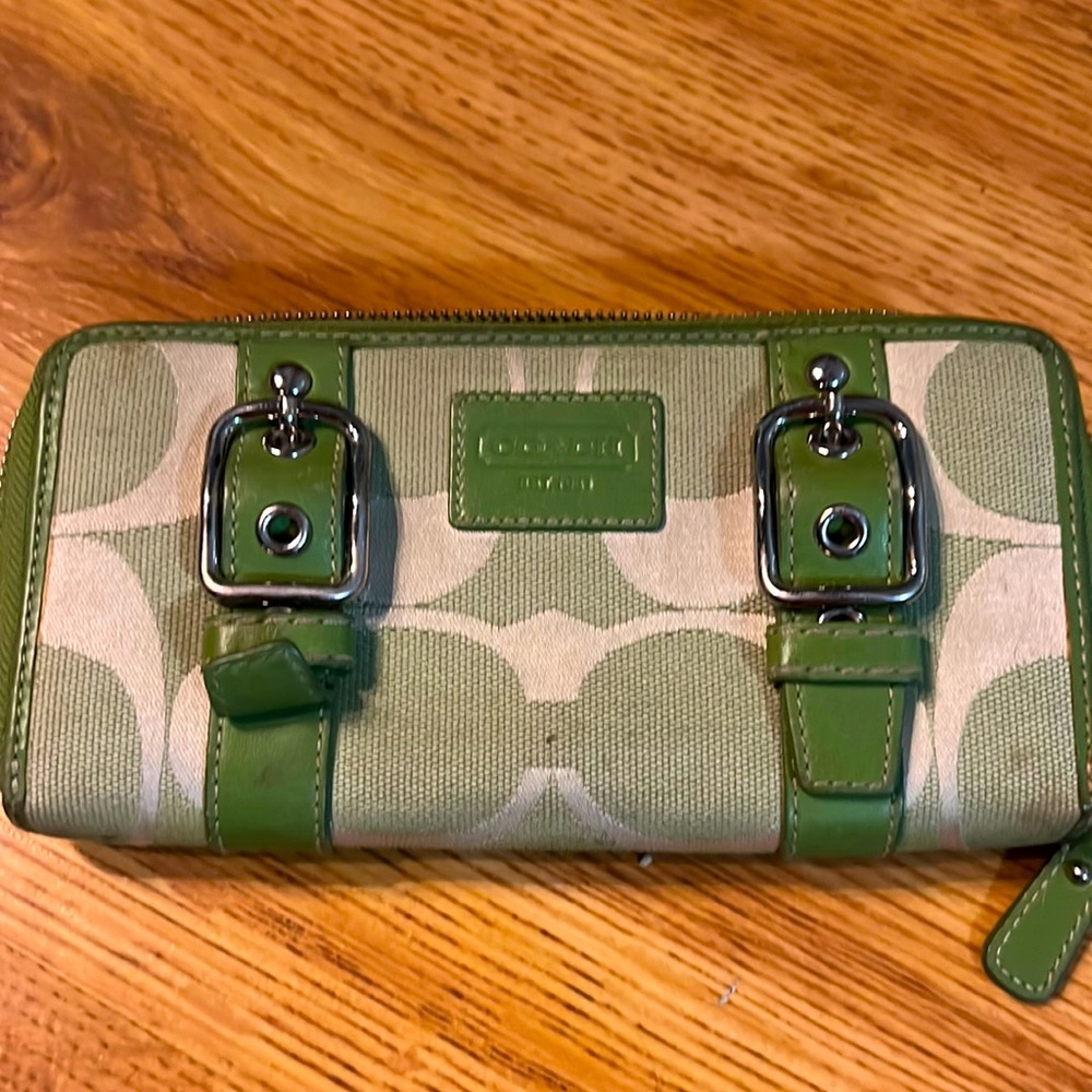 Vintage Coach green wallet